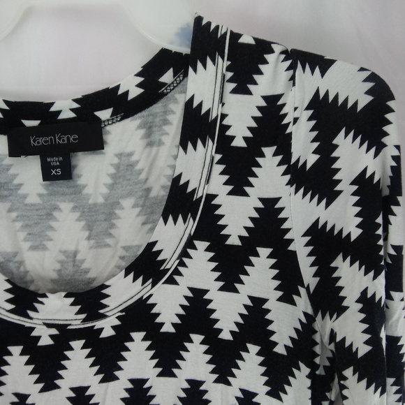 KAREN KANE Black and White Tribal Print Hi/low Top - Picture 4 of 5